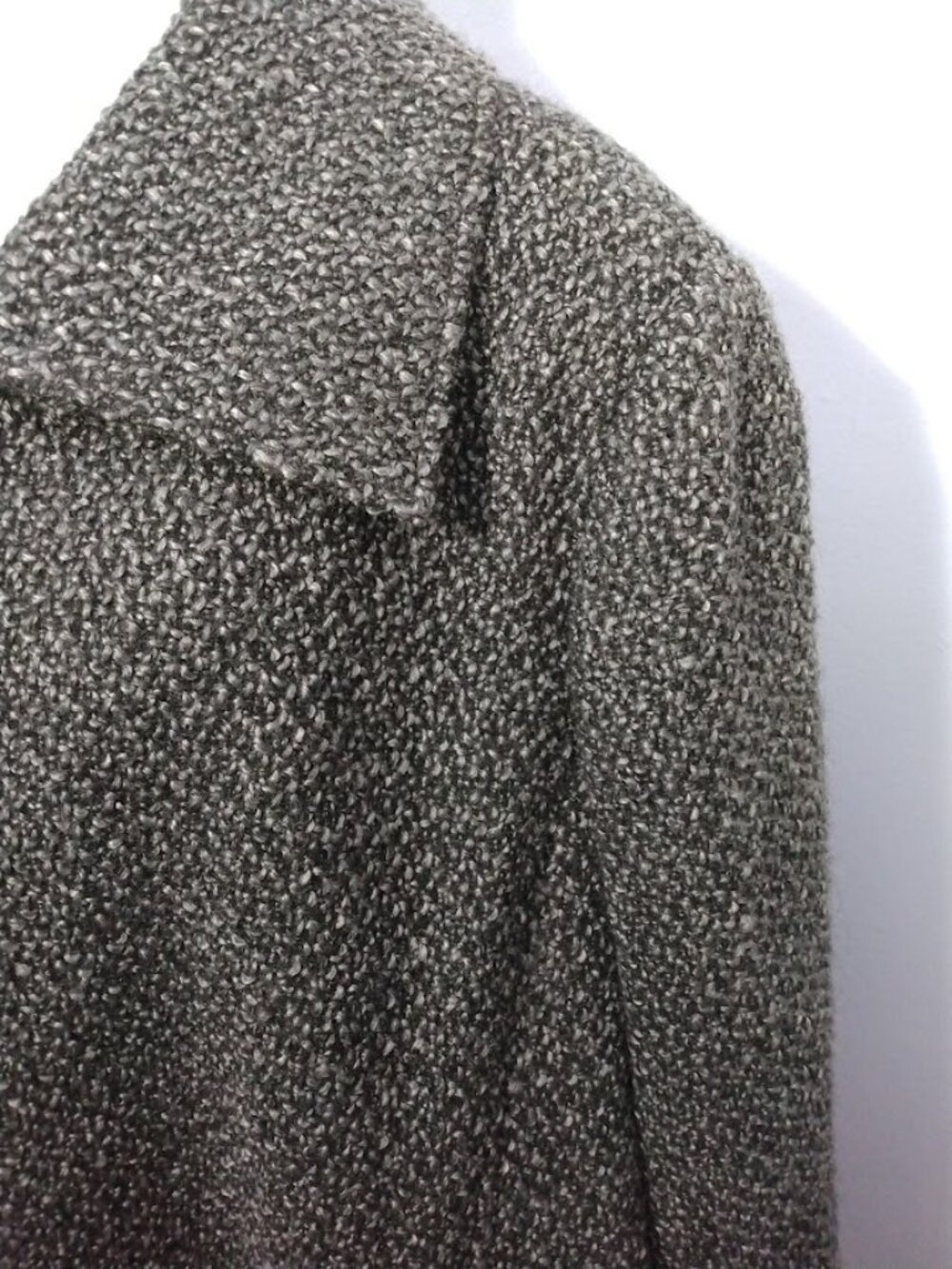 Vintage Avenue Wool Blend Coat Boucle Tweed Size 3X Mid Length Gray & Black - Picture 4 of 12